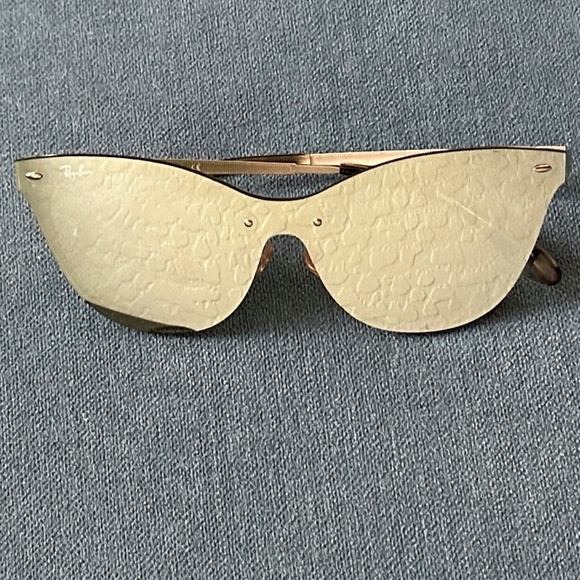 Ray-Ban Blaze Cat Eye Silver with Green/Silver Mirror Sunglasses - Picture 5 of 6
